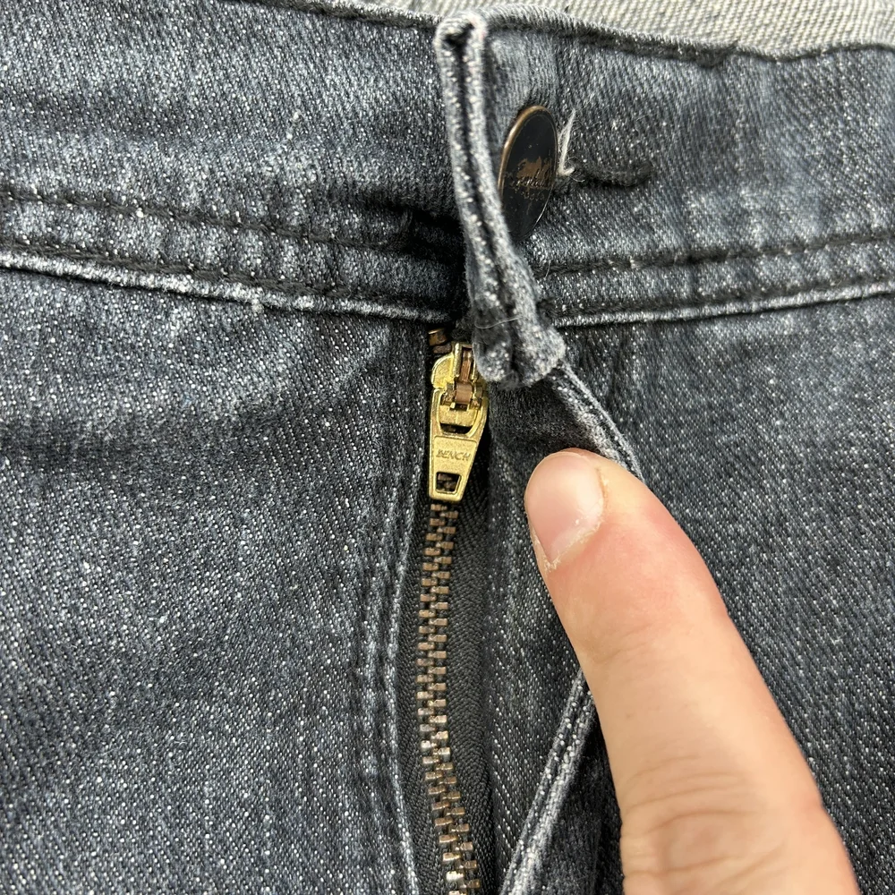 Overhauled Jeans Mens 38x25 Valencia Non Fat Relax Fit Gray Denim Y2K 2000s
